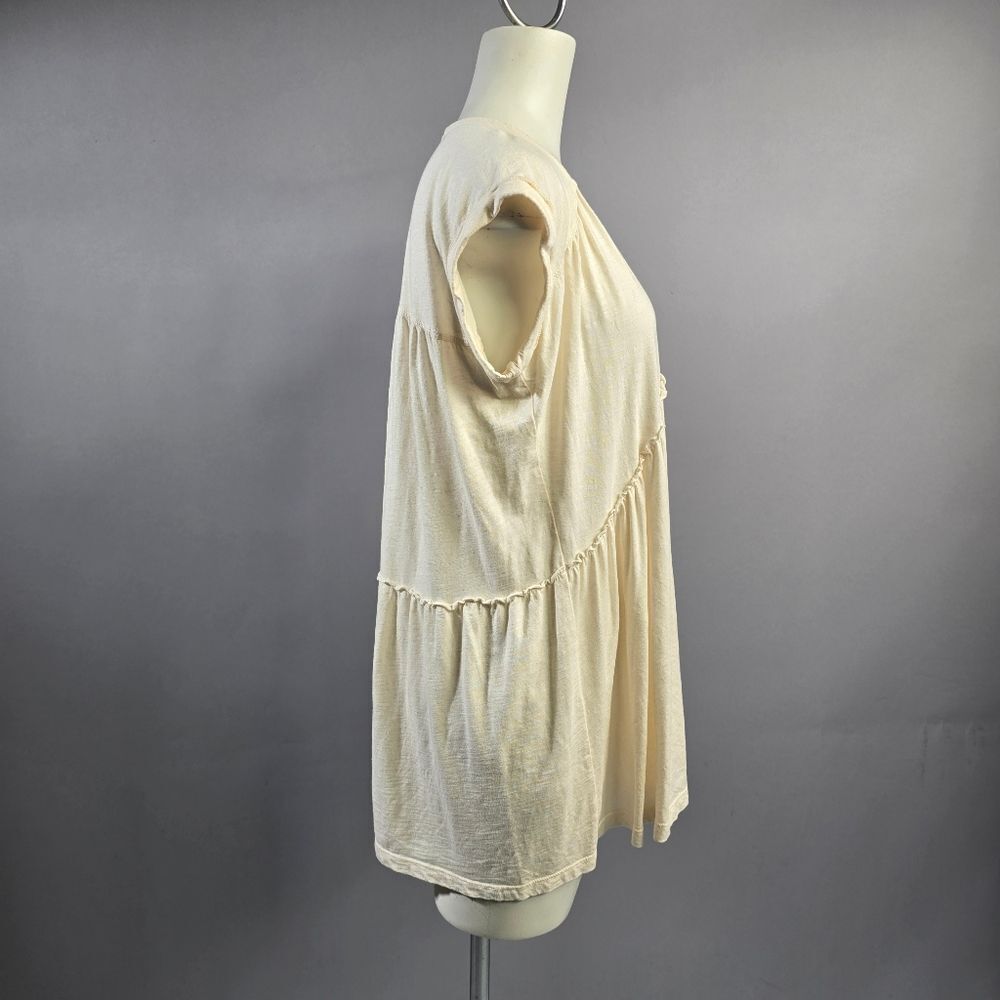 Women's Cream Flowy V-Neck Tunic Top - Picture 2 of 4